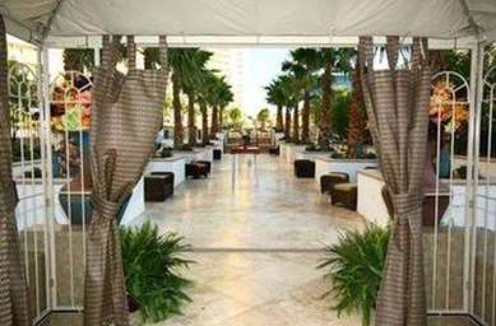 The Signature By Luxury Suites International 3
