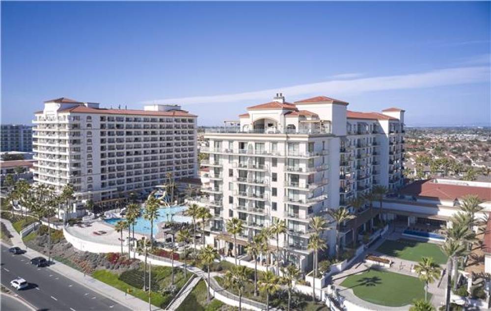 The Waterfront Beach Resort, A Hilton Hotel 8