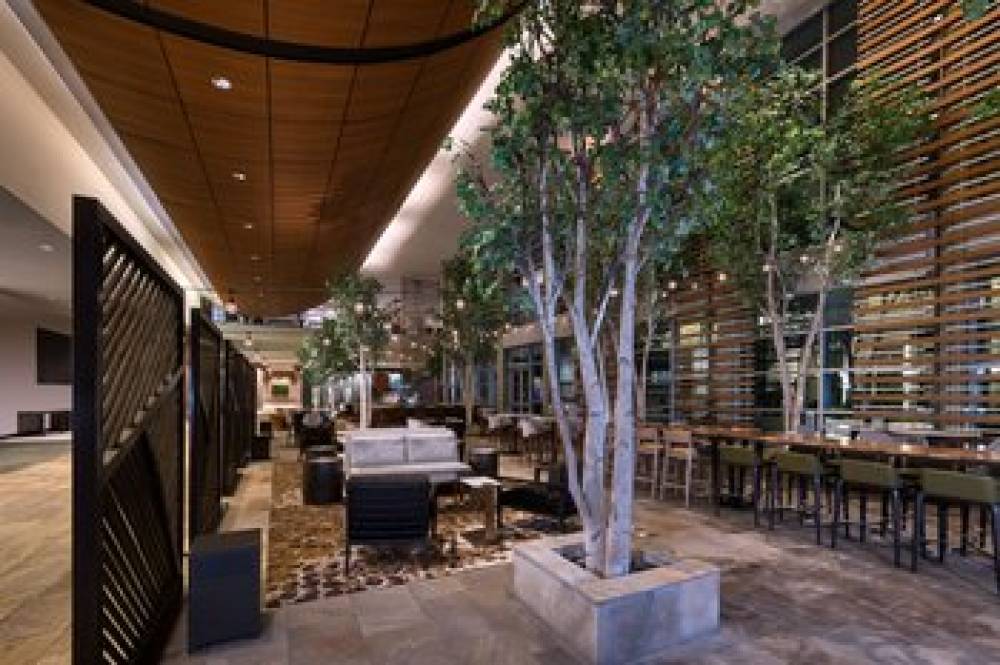 The Westin Boston Waterfront 6