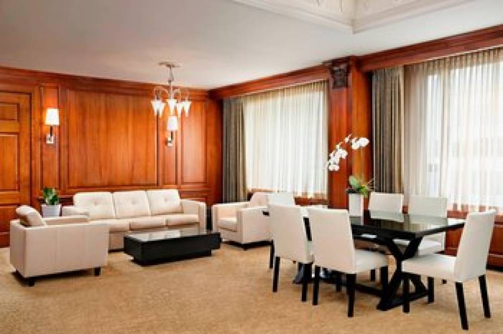 The Westin Calgary 8
