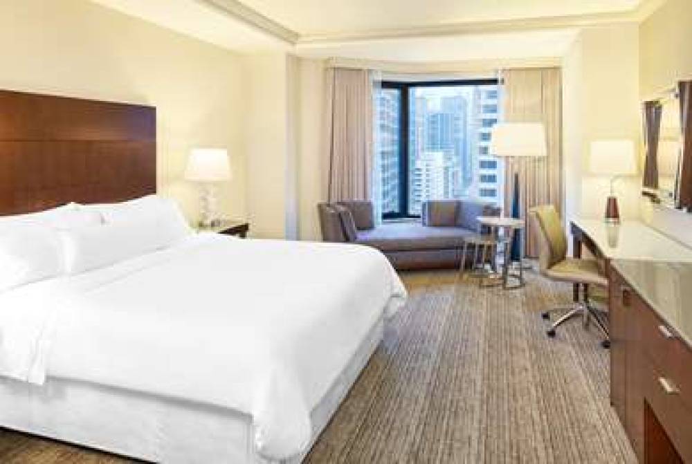 The Westin Chicago River North 9
