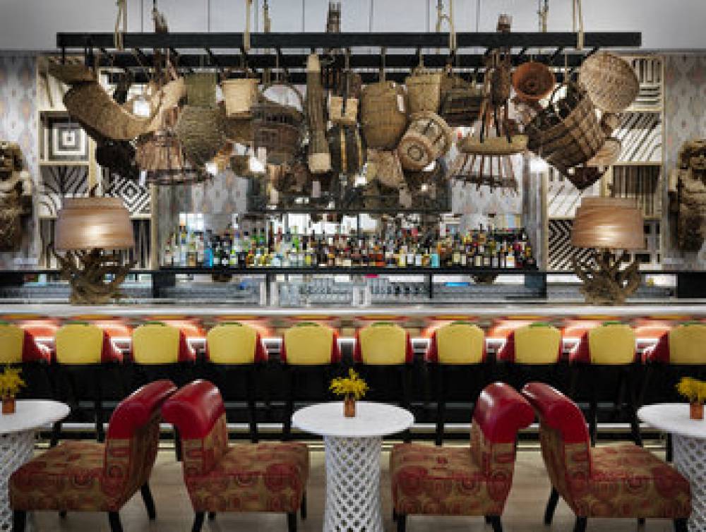 THE WHITBY HOTEL 4