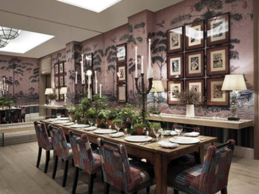 THE WHITBY HOTEL 8