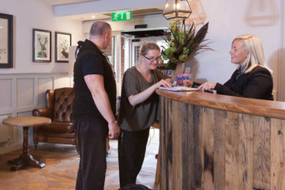 THE WHITE HART HOTEL 4