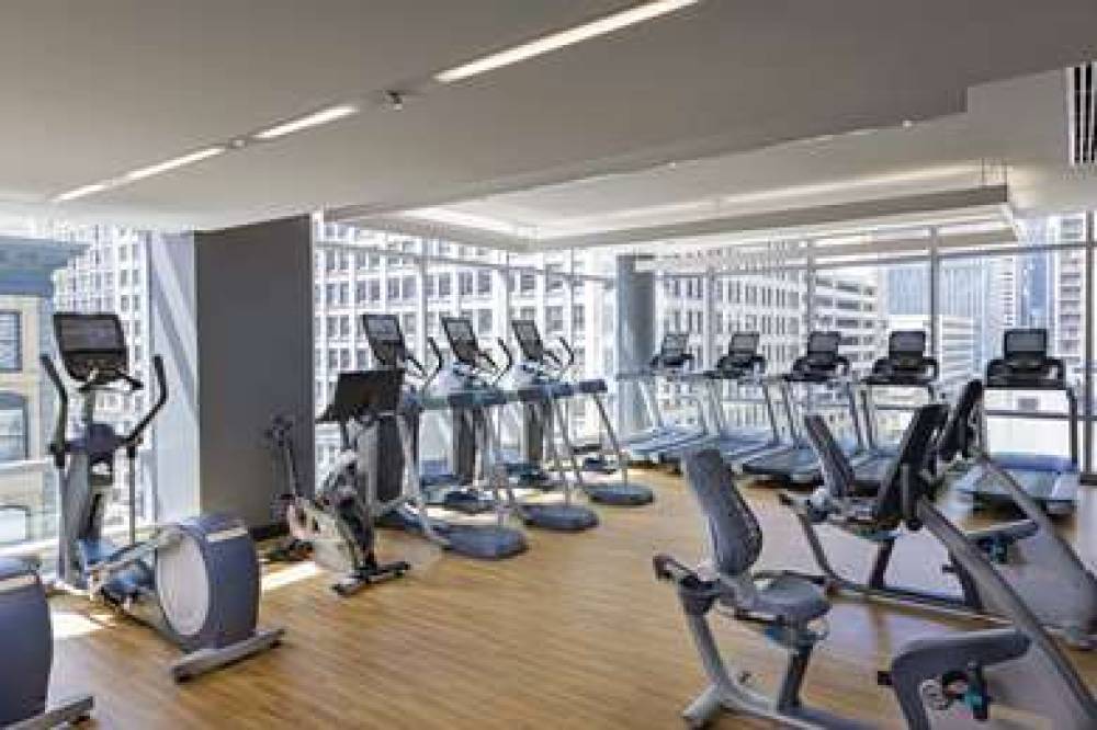 THEWIT CHICAGO, A HILTON HOTEL 9
