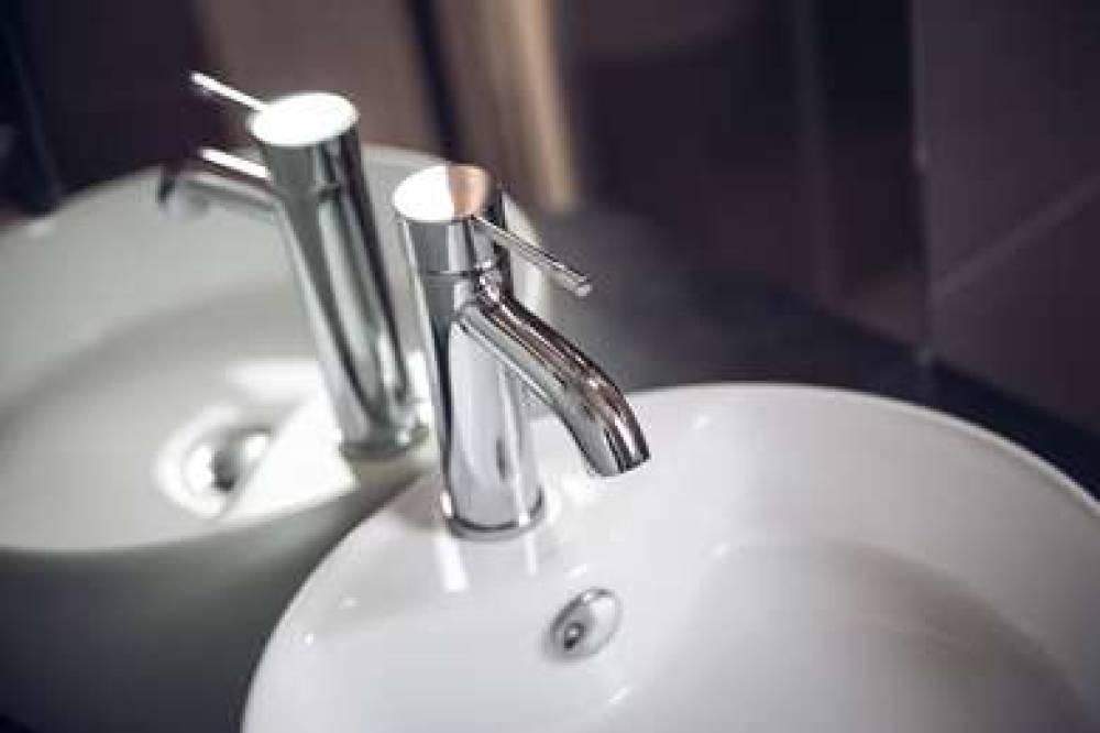 TIMHOTEL PARIS GARE MONTPARNASSE 9