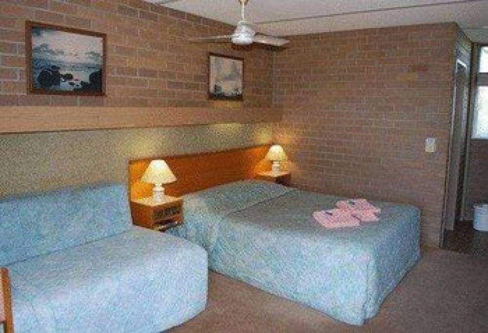 TOWN CENTRE MOTOR INN 4