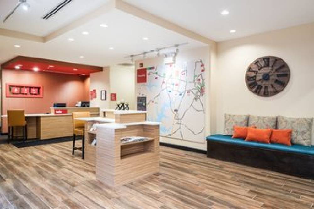 TownePlace Suites By Marriott Charlotte Mooresville 2