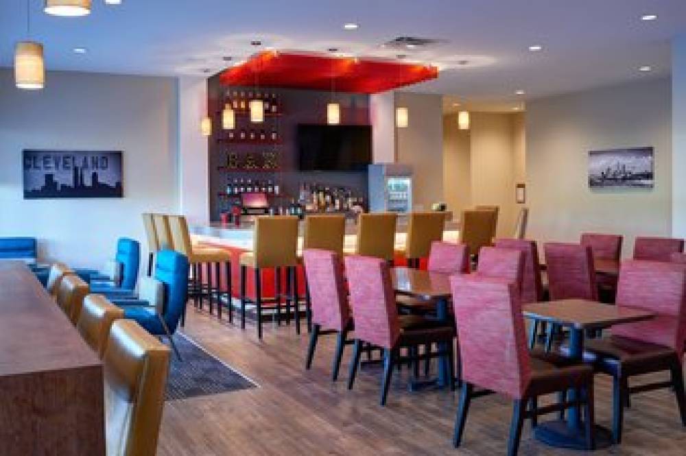 TownePlace Suites By Marriott Cleveland Solon 5