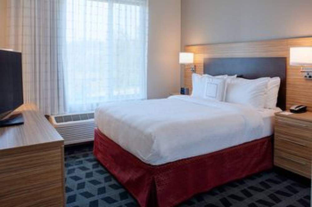 TownePlace Suites By Marriott Cleveland Solon 9
