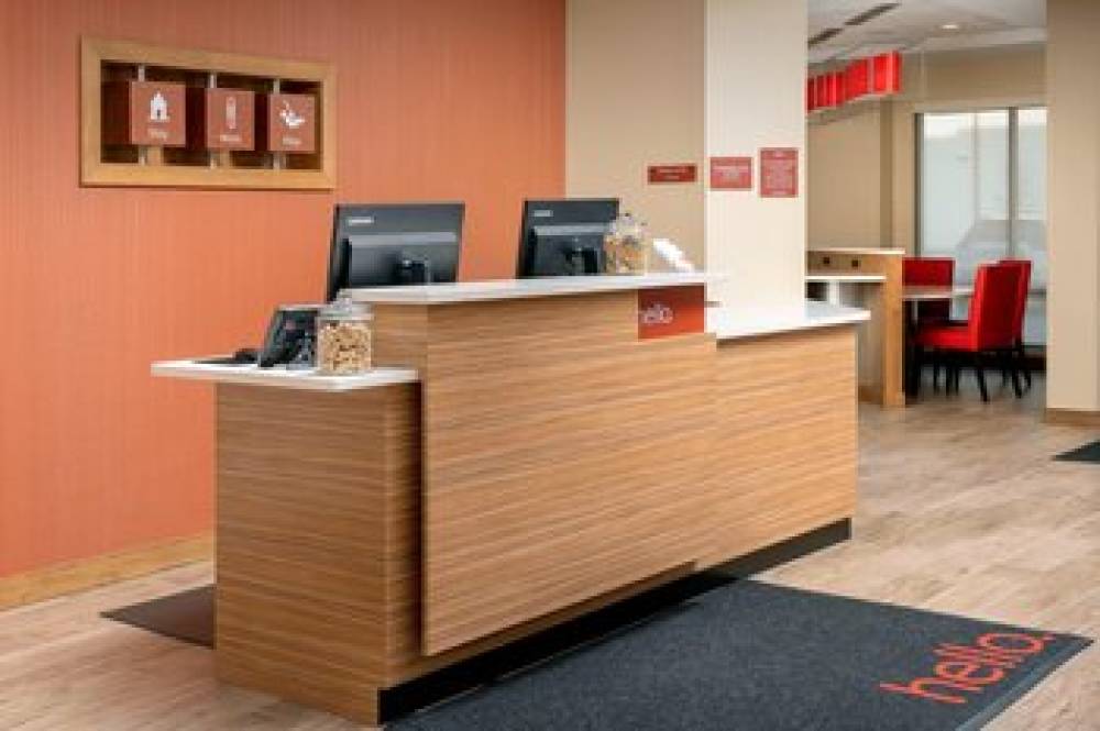 TownePlace Suites By Marriott College Park 3