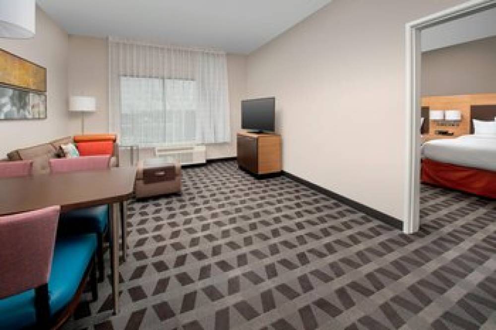 TownePlace Suites By Marriott College Park 6