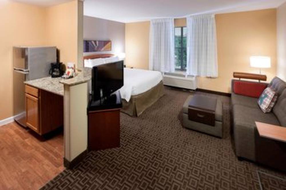 TownePlace Suites By Marriott Dallas Las Colinas 8