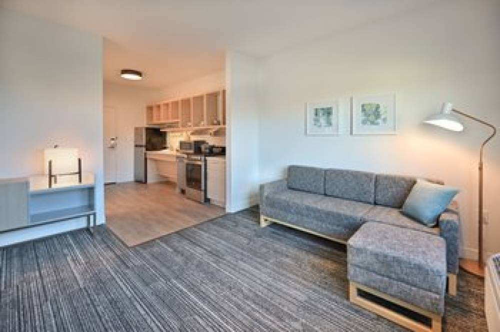 TownePlace Suites By Marriott Dallas Rockwall 10