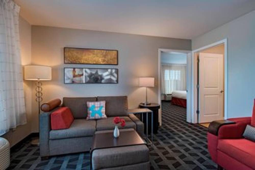 TownePlace Suites By Marriott Fayetteville Cross Creek 10