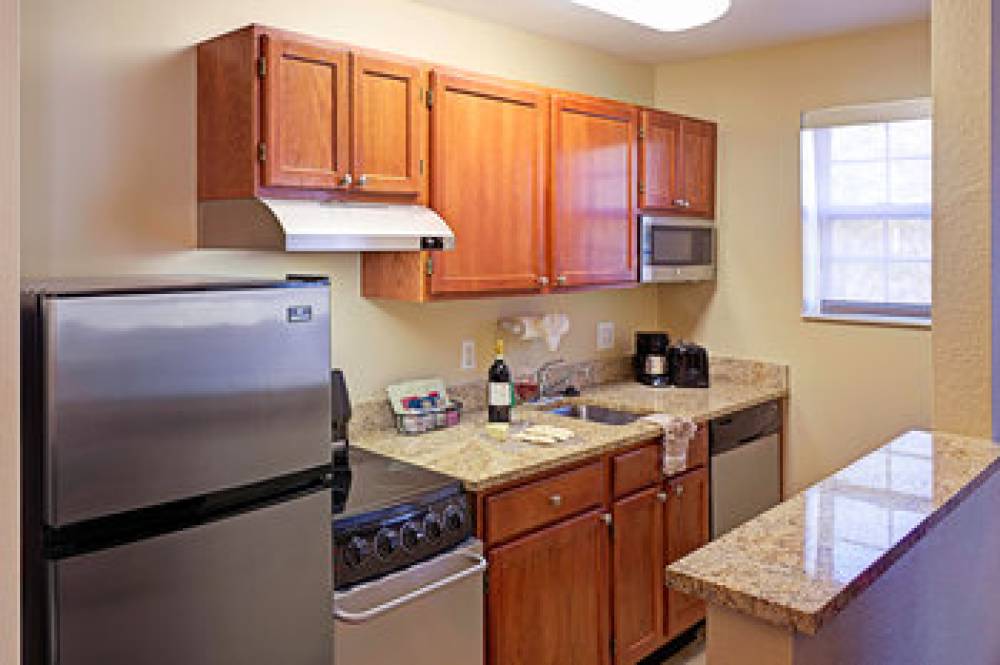 TownePlace Suites By Marriott Fort Meade National Business Park 8