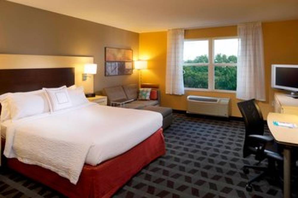 TownePlace Suites By Marriott Jacksonville 9