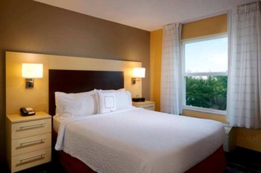 TownePlace Suites By Marriott Jacksonville 6