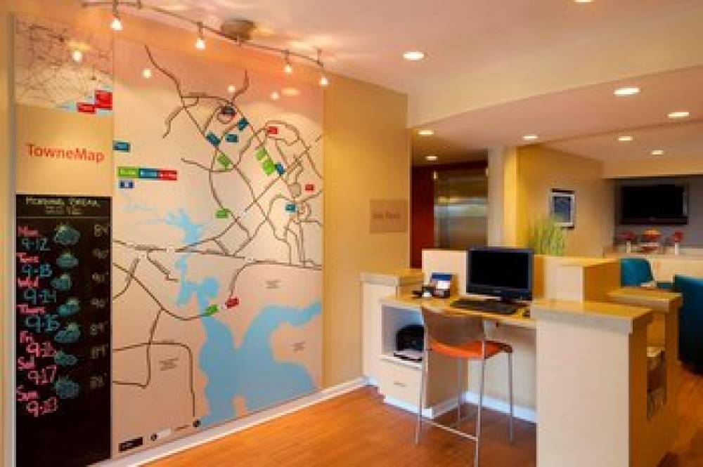 TownePlace Suites By Marriott Jacksonville 4