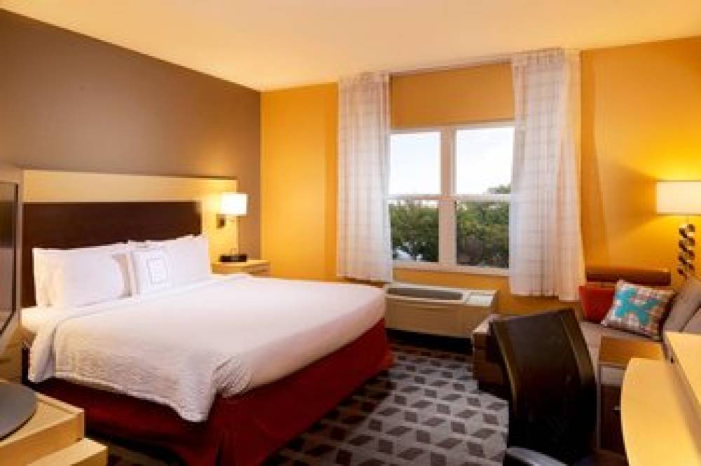 TownePlace Suites By Marriott Jacksonville 10