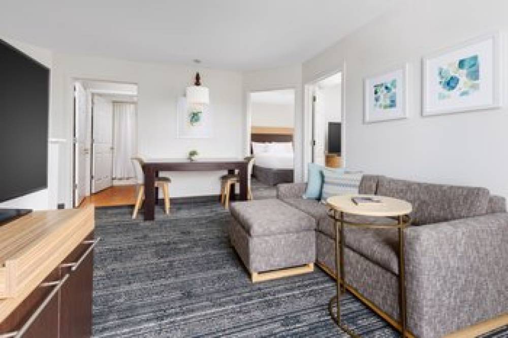TownePlace Suites By Marriott Manchester-Boston Regional Airport 8