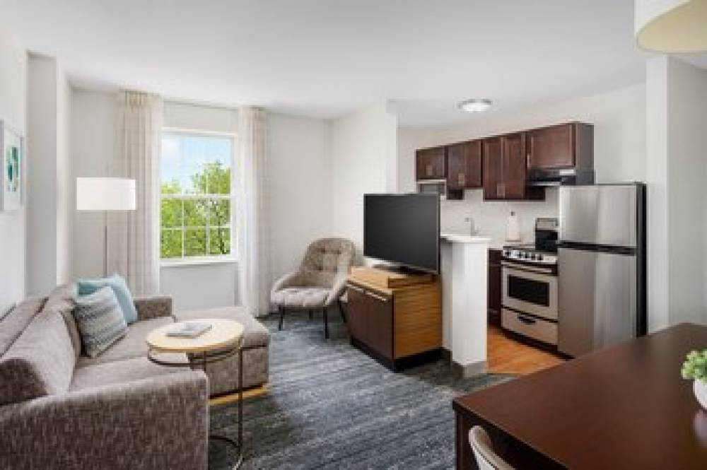 TownePlace Suites By Marriott Manchester-Boston Regional Airport 9