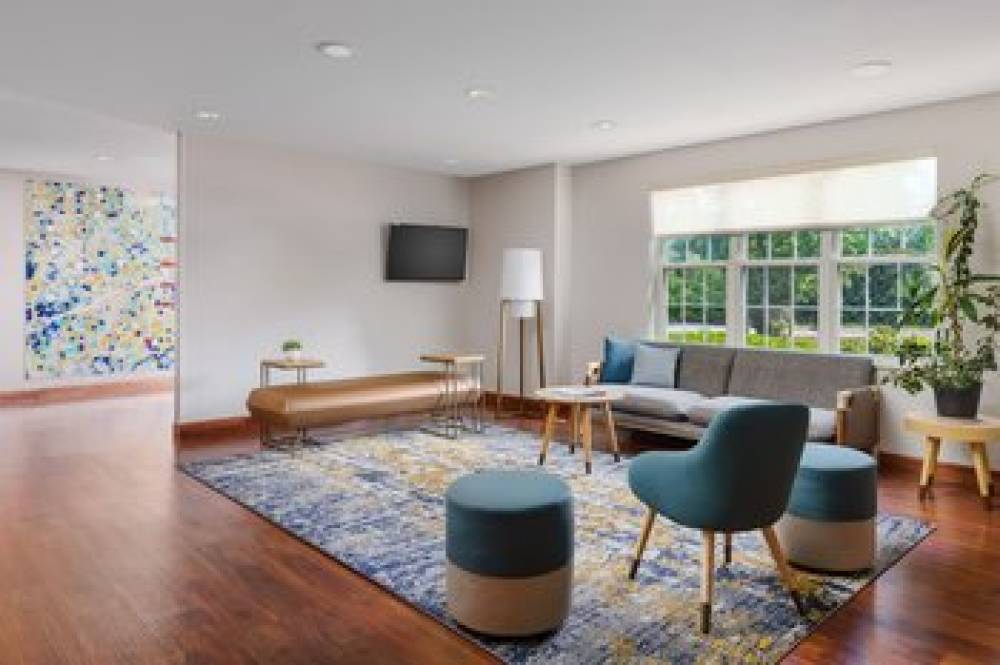 TownePlace Suites By Marriott Manchester-Boston Regional Airport 4