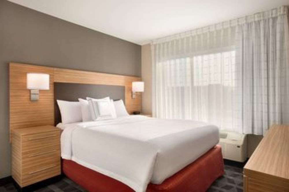 TownePlace Suites By Marriott Milwaukee Grafton 8
