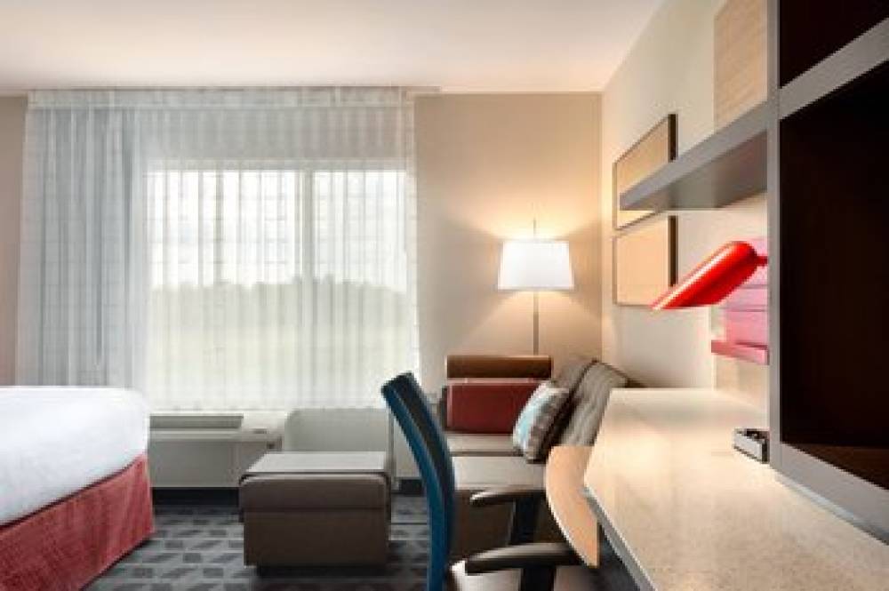 TownePlace Suites By Marriott Milwaukee Grafton 10