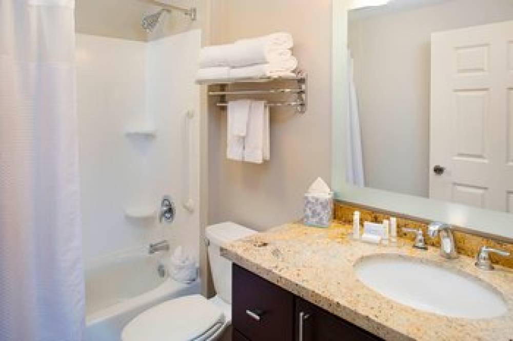 TownePlace Suites By Marriott Phoenix Goodyear 10