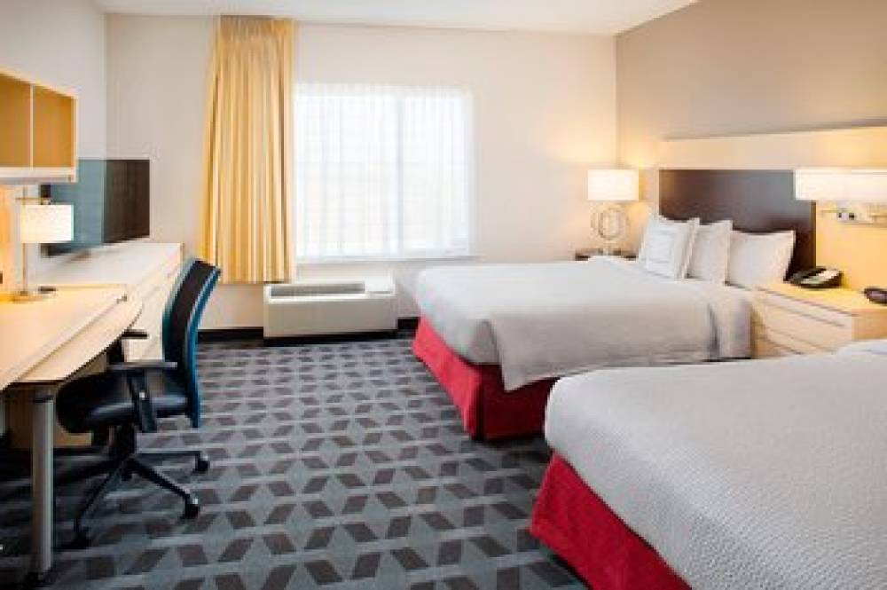 TownePlace Suites By Marriott Phoenix Goodyear 3