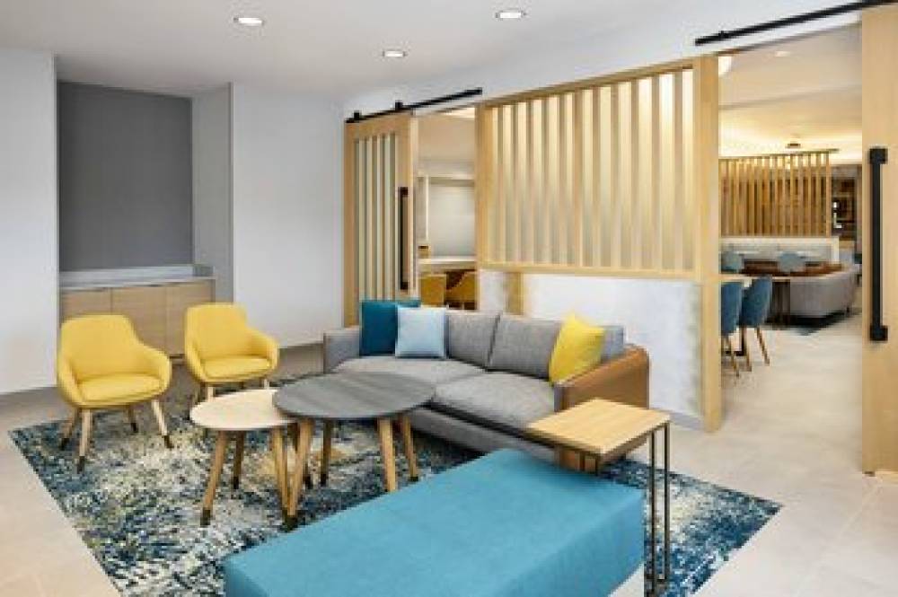 TownePlace Suites By Marriott Plant City 4