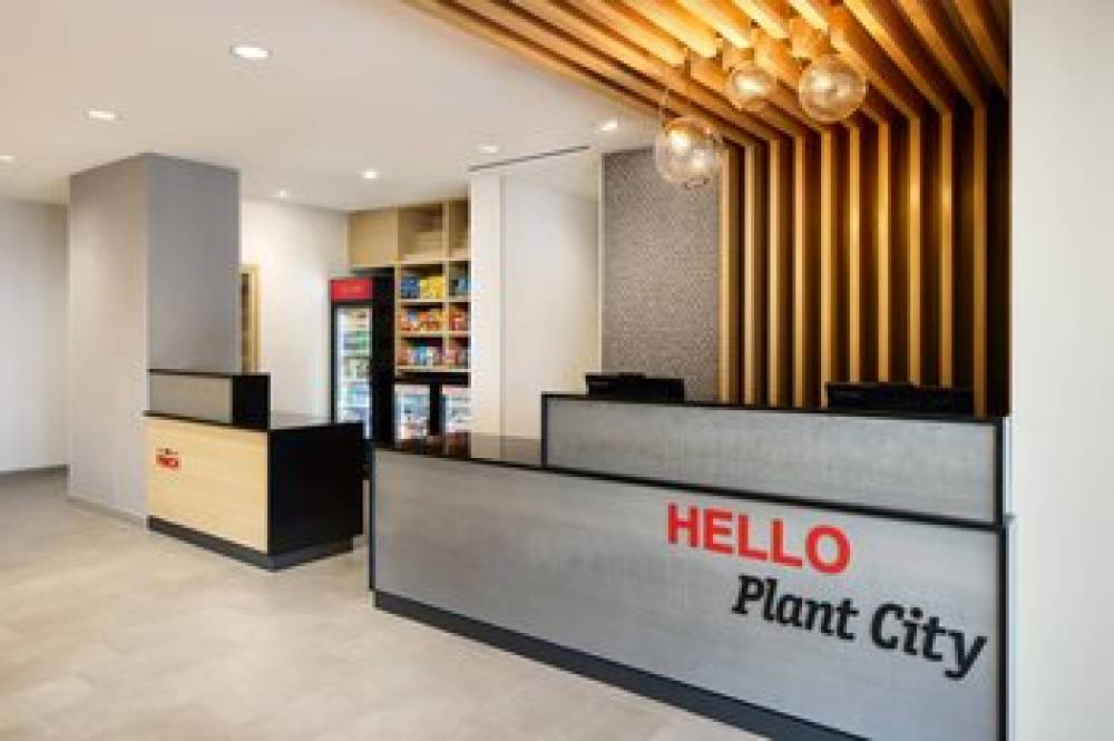TownePlace Suites By Marriott Plant City 3