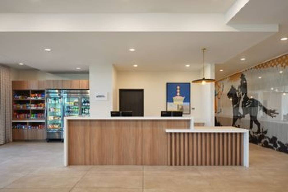 TownePlace Suites By Marriott Tempe 8