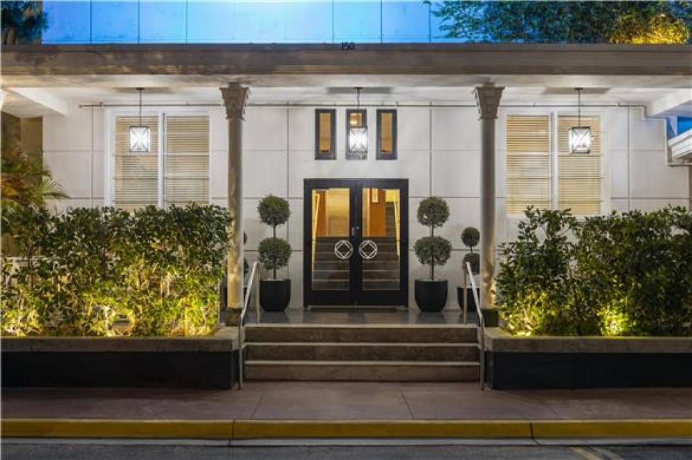 Townhouse Hotel, Bw Signature Collection