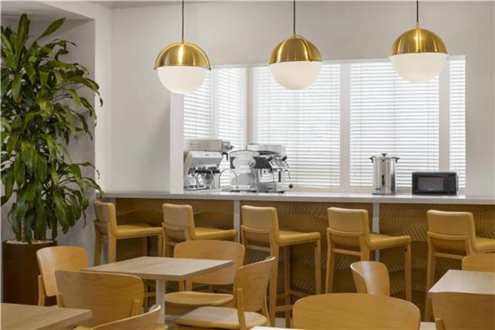 Townhouse Hotel, BW Signature Collection 5