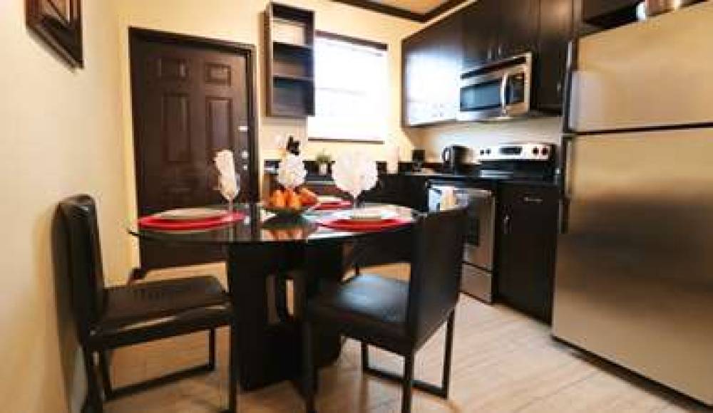 TRADEWINDS APARTMENT HOTEL 2
