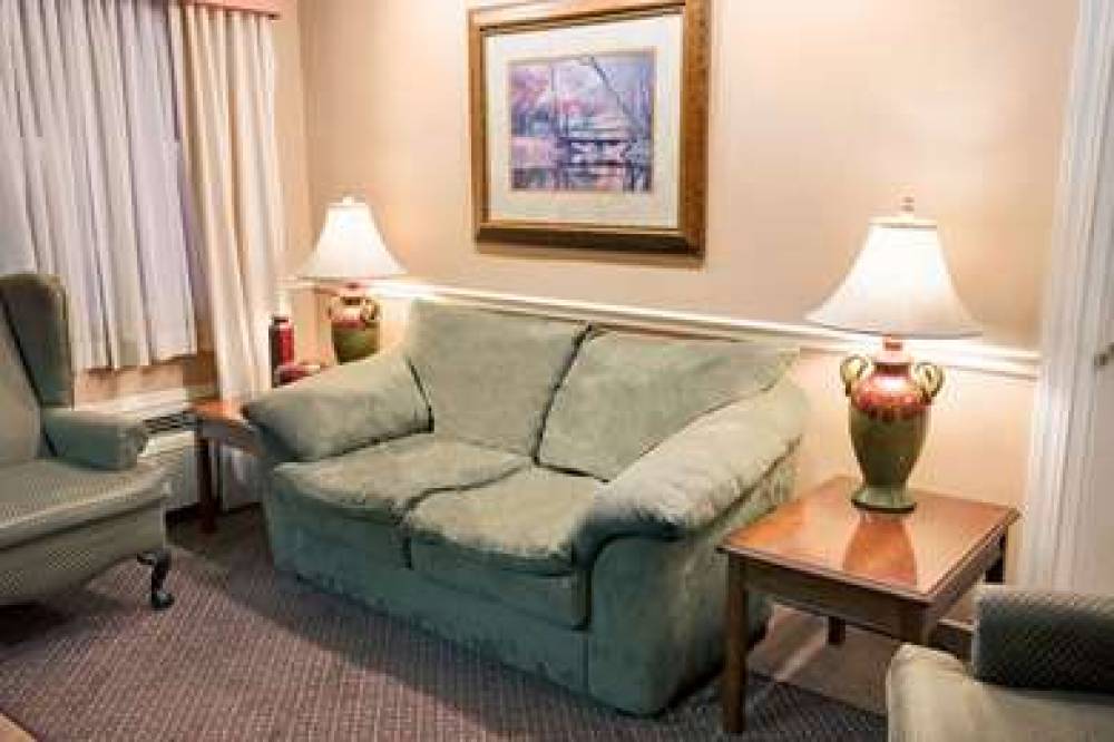 TRAVELODGE BY WYNDHAM BECKLEY 3