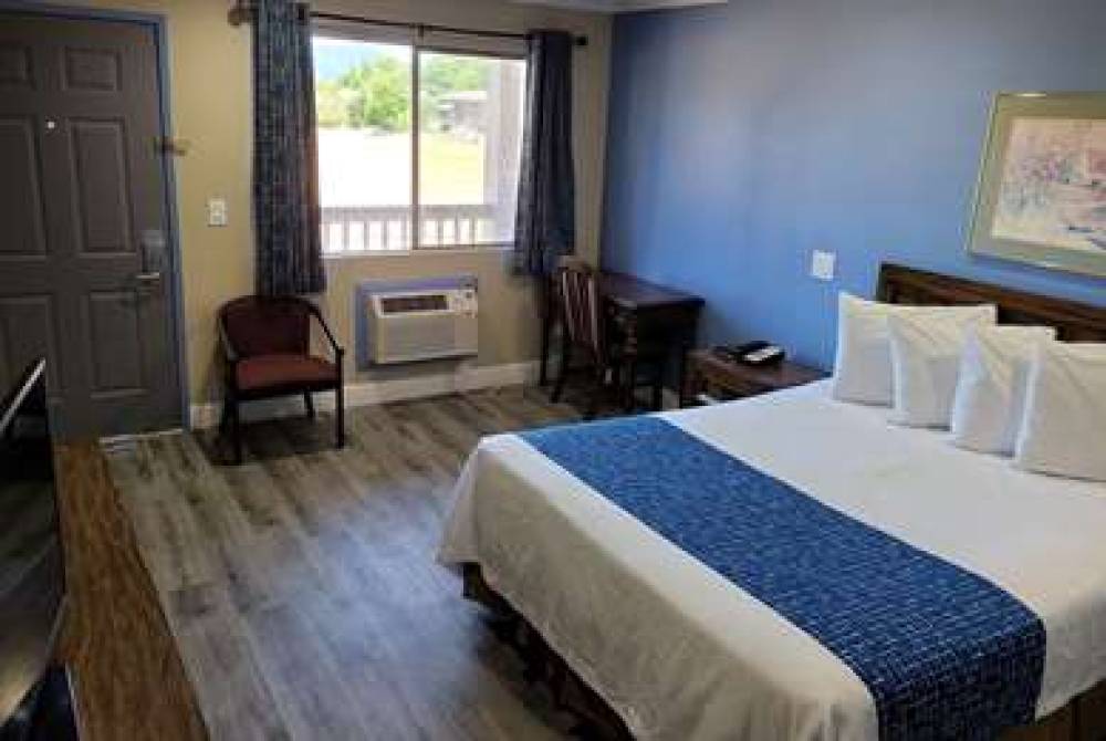 TRAVELODGE BY WYNDHAM CLEARLAKE 7