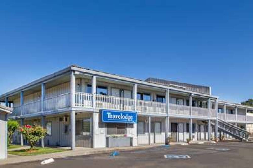 TRAVELODGE BY WYNDHAM CLEARLAKE 1