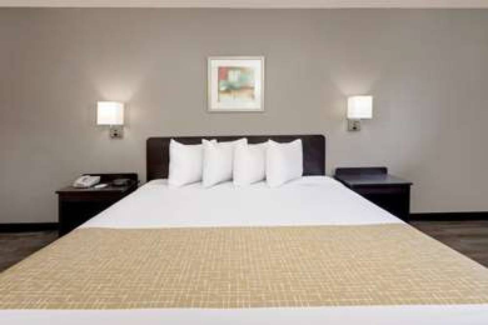 Travelodge By Wyndham, College Park 10
