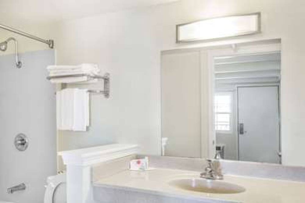 TRAVELODGE BY WYNDHAM FAIRFIELD/NAP 7