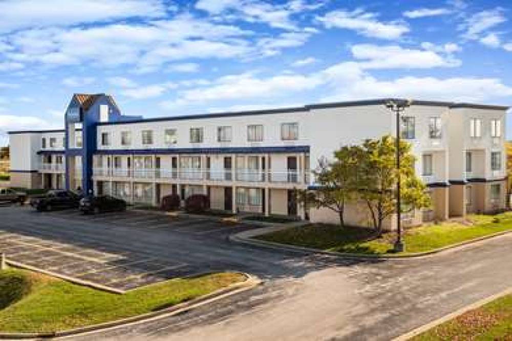 Travelodge By Wyndham Fort Wayne No
