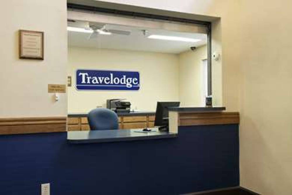 TRAVELODGE BY WYNDHAM, GRAND ISLAND 8