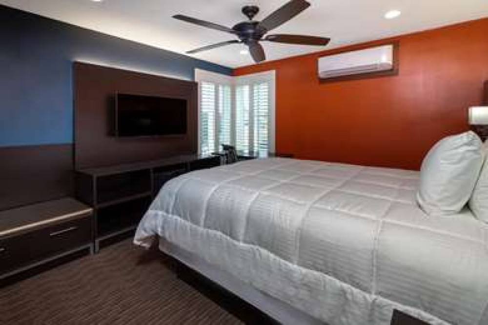 Travelodge By Wyndham, Healdsburg - Sonoma Wine Country 6