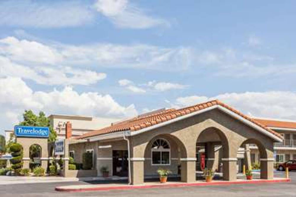 Travelodge By Wyndham Hemet Ca