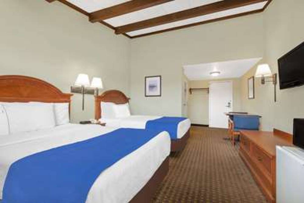 TRAVELODGE BY WYNDHAM LIMA OH 8