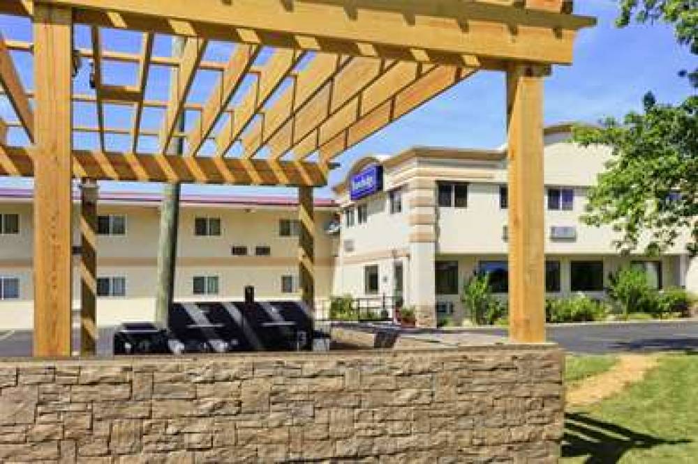 Travelodge By Wyndham Lima Oh