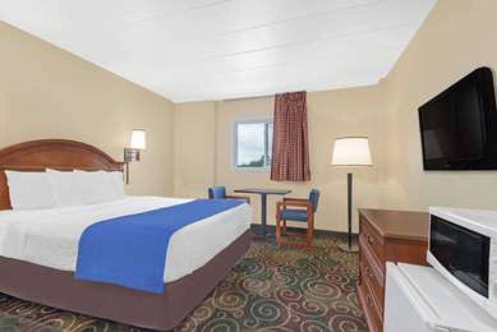 TRAVELODGE BY WYNDHAM LIMA OH 6