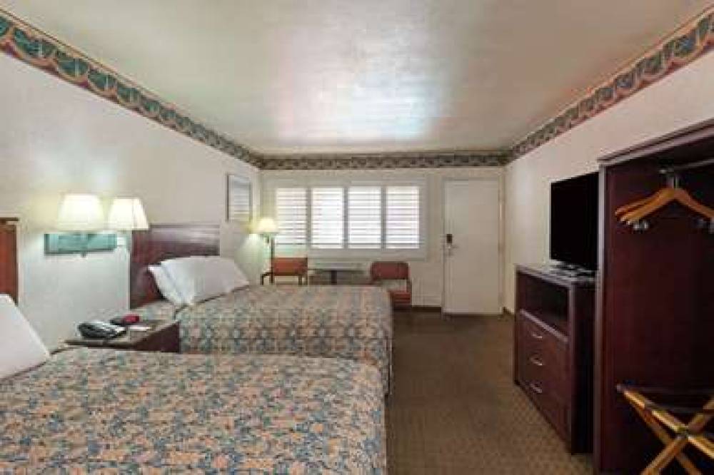 Travelodge By Wyndham, Long Beach Convention Center 9
